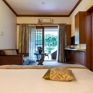 Stayvista At Dwaraka Inn Pvt Pool, Gym & Pool Table
